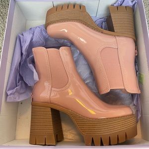 Madden Girl Gotcha Boots in buff